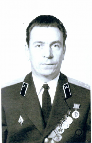 ЕФРЕМОВ Адольф Александрович