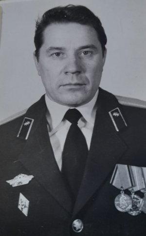 КОЛОВ Леонид Петрович
